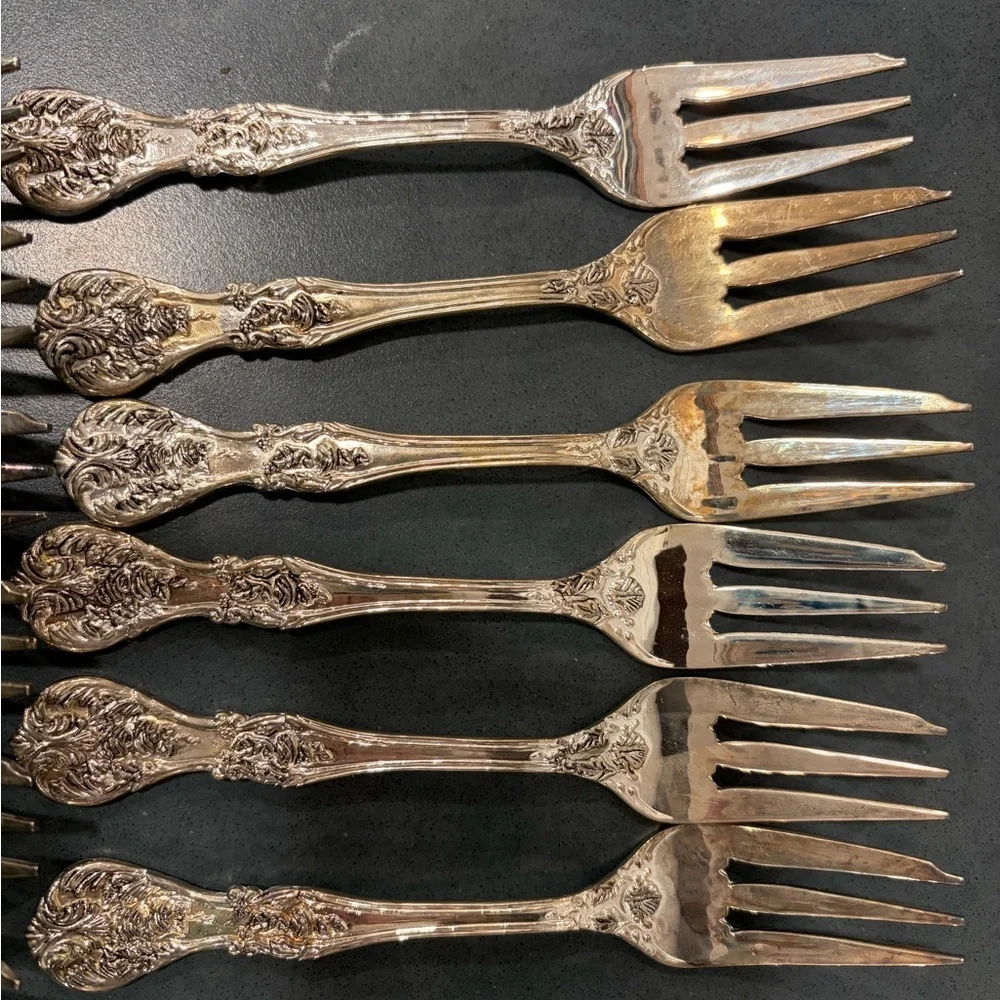 Vintage Rogers French Rose Floral Silver Plated Fork Set 12 pcs